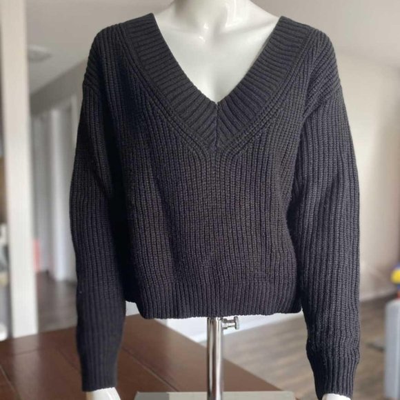 H & M - STYLISH KNITWEAR (CROP) - Picture 1 of 2